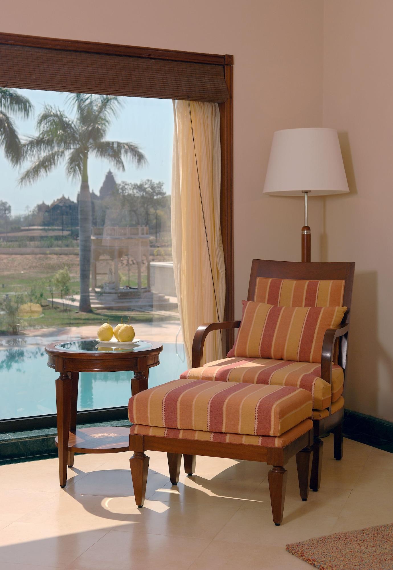 Hotel The Lalit Temple View Khajurāho Pokoj fotografie